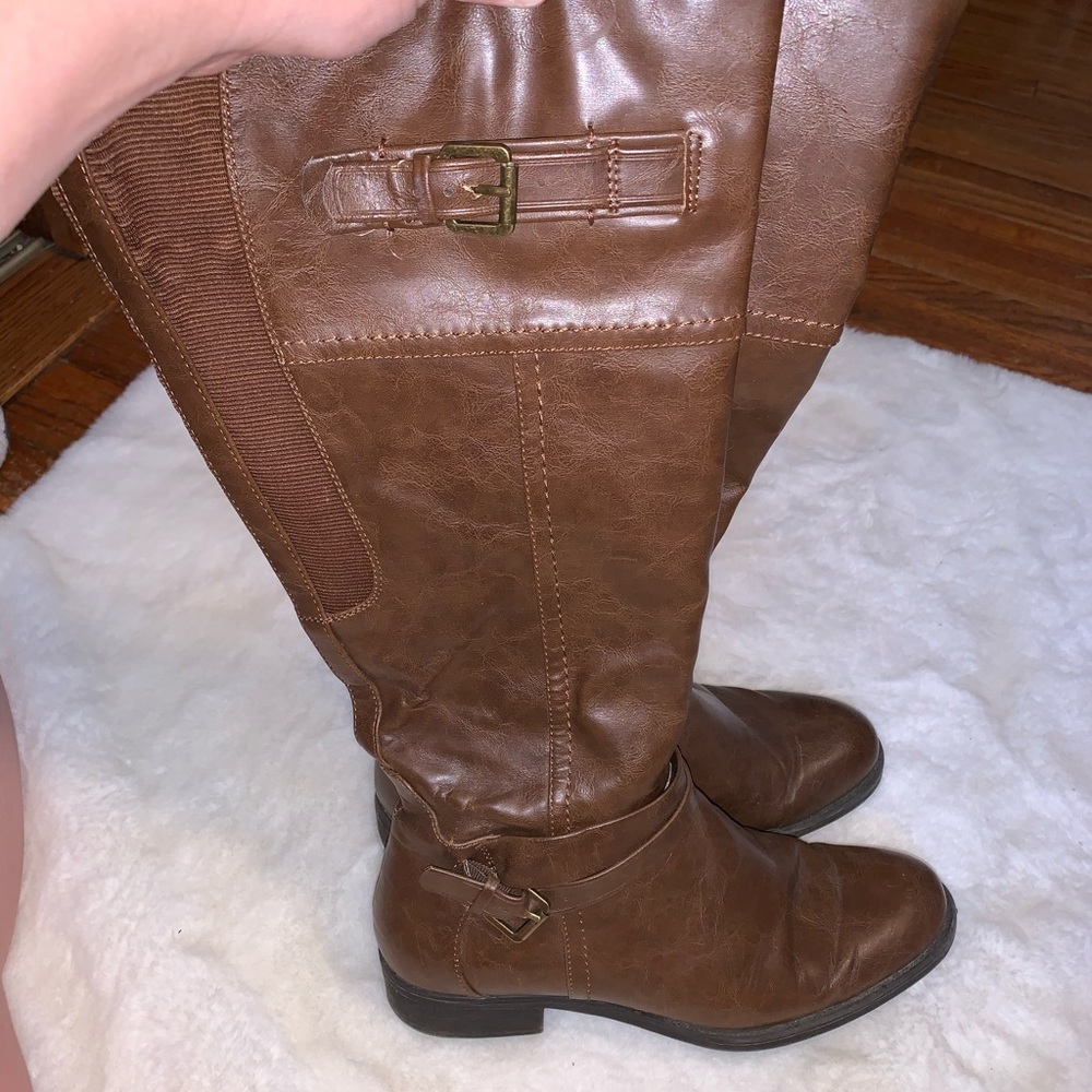 Brown leather relativity tall boots size 9